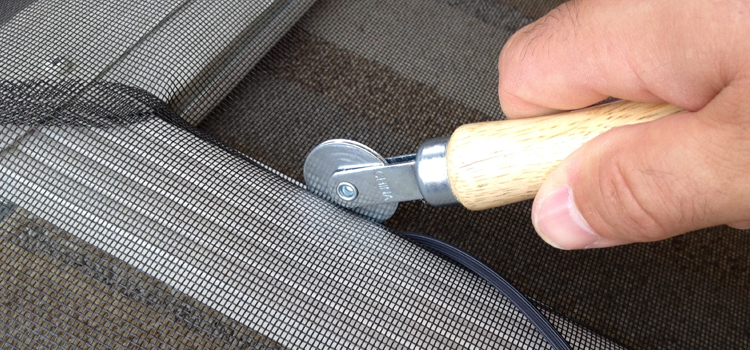 metal screen door repair in Casa de Oro-Mount Helix
